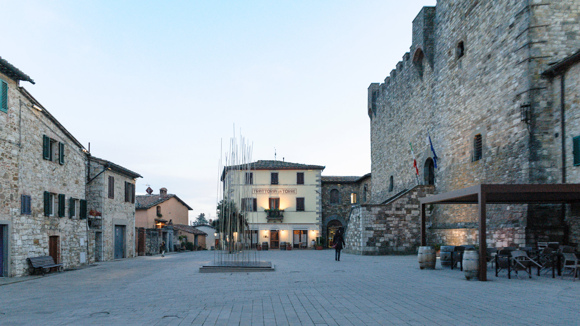 Piazza nel centro storico di Castellina in Chianti