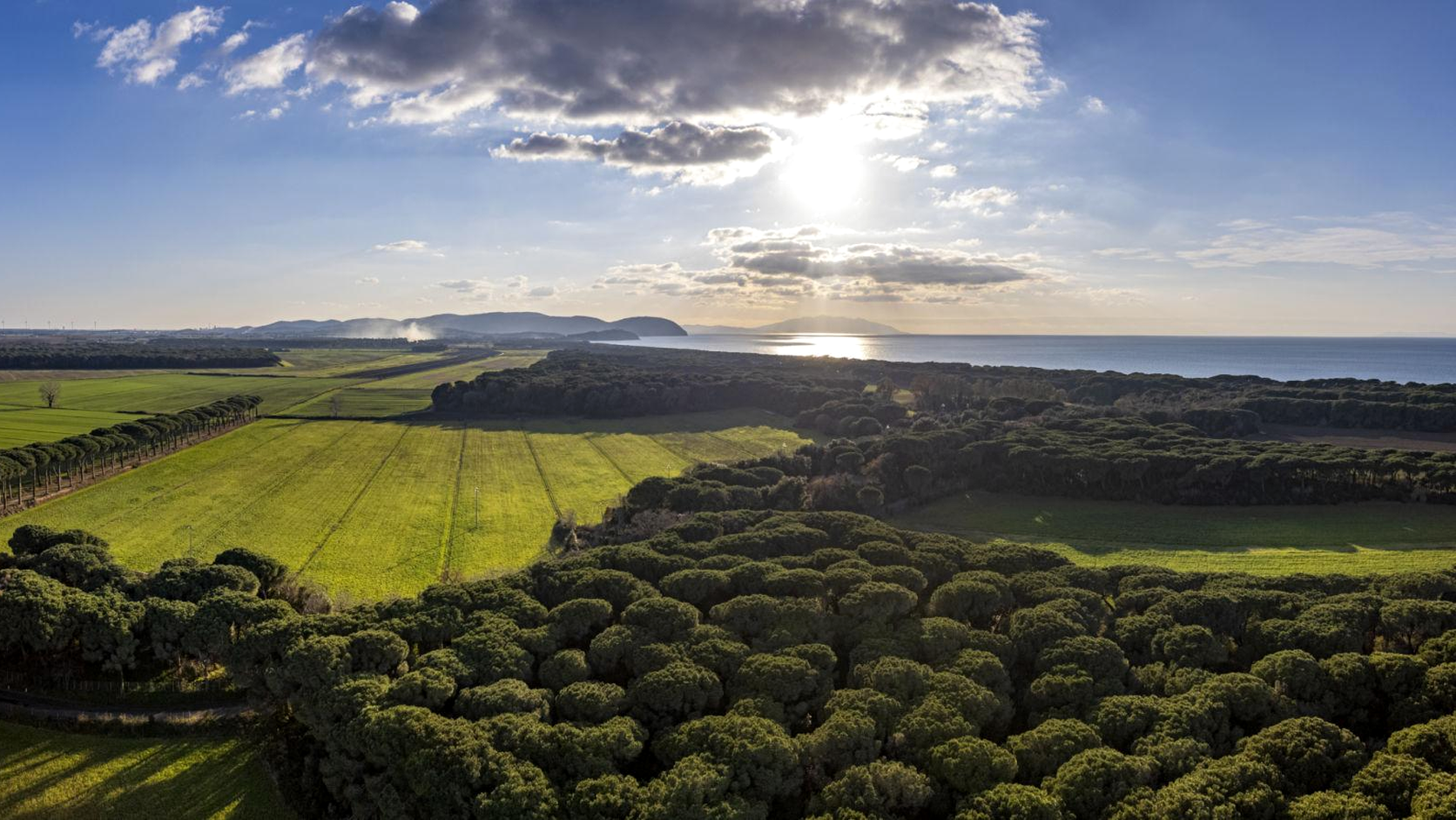 Paesaggio toscano tra costa e colline